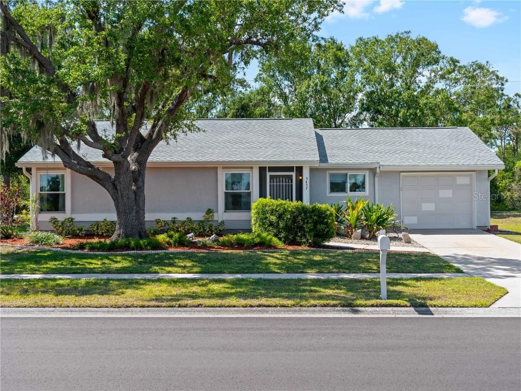 5457 Talbrook Rd., North Port, FL 34287