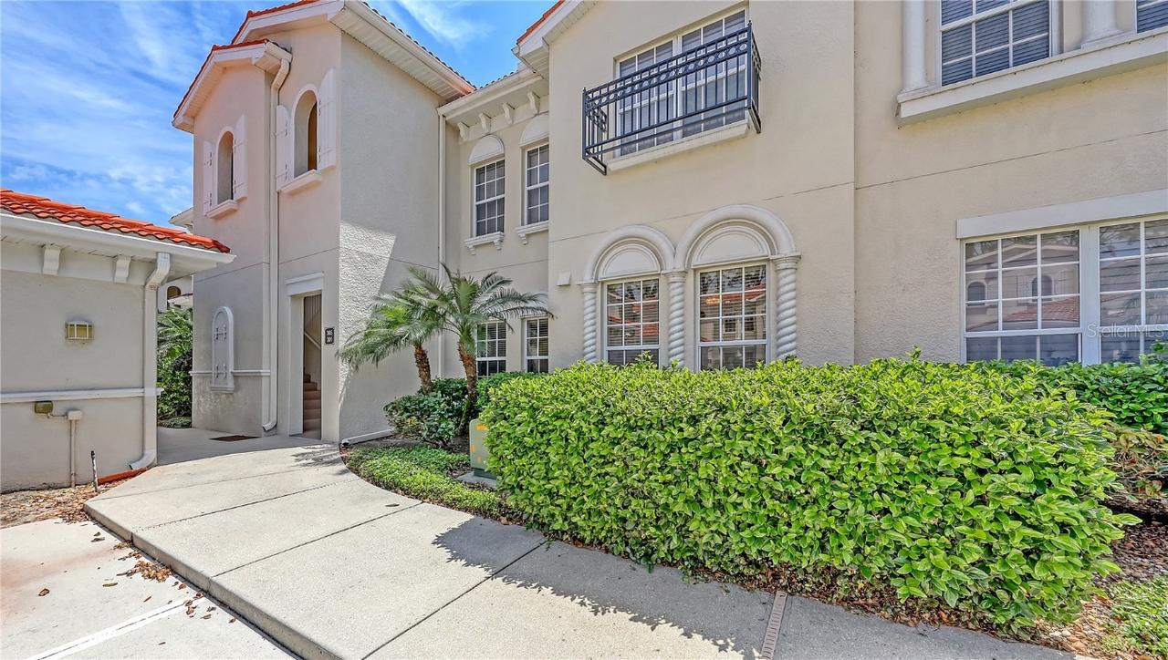 301 Ravinia Cir. #301B2, Venice, FL 34292