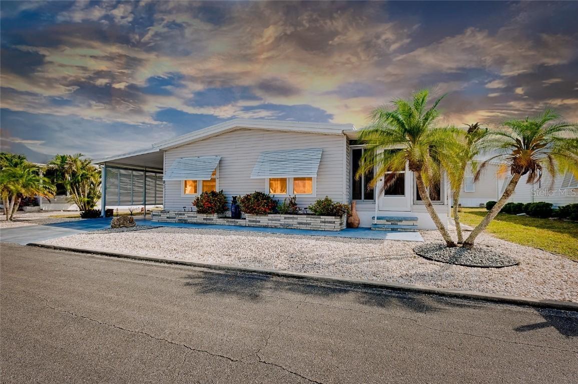 881 Grado Dr., Venice, FL 34285
