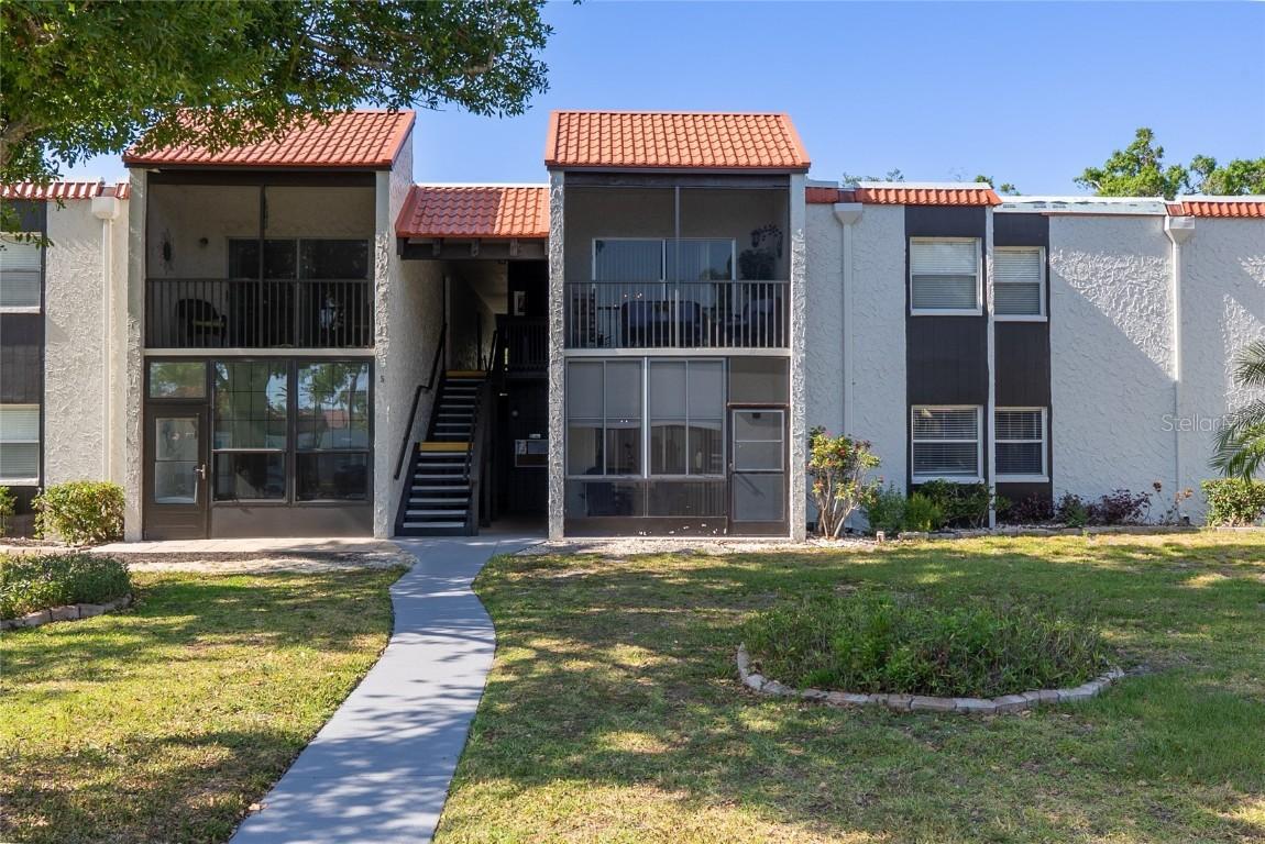 3255 Beneva Rd. #102, Sarasota, FL 34232