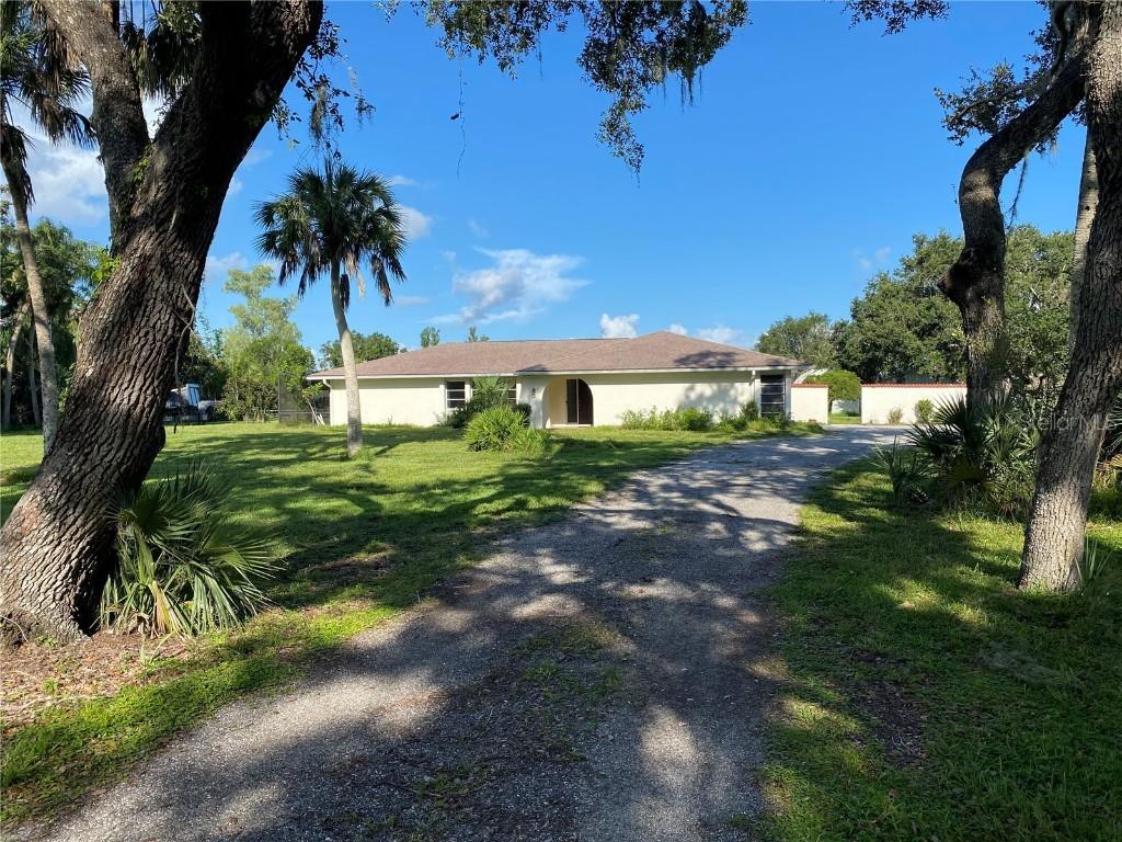 5760 Howard Creek Rd., Sarasota, FL 34241