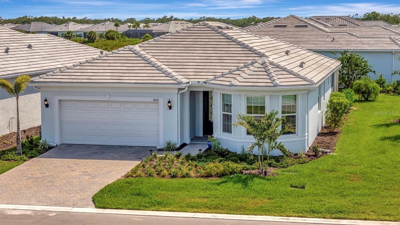 10121 Beachwalk Dr., Englewood, FL 34223