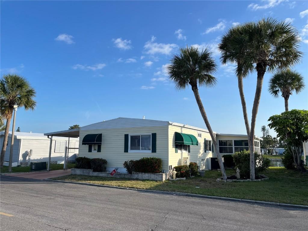417 Via Veneto, Venice, FL 34285