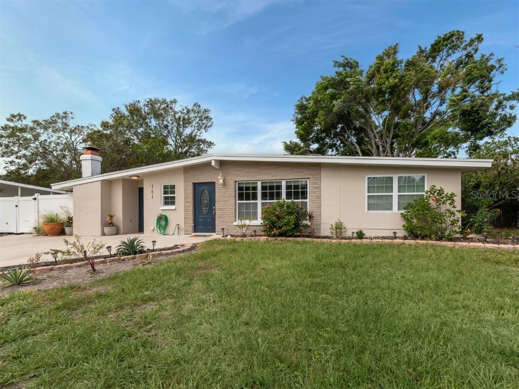 161 Suntan Ave., Sarasota, FL 34237