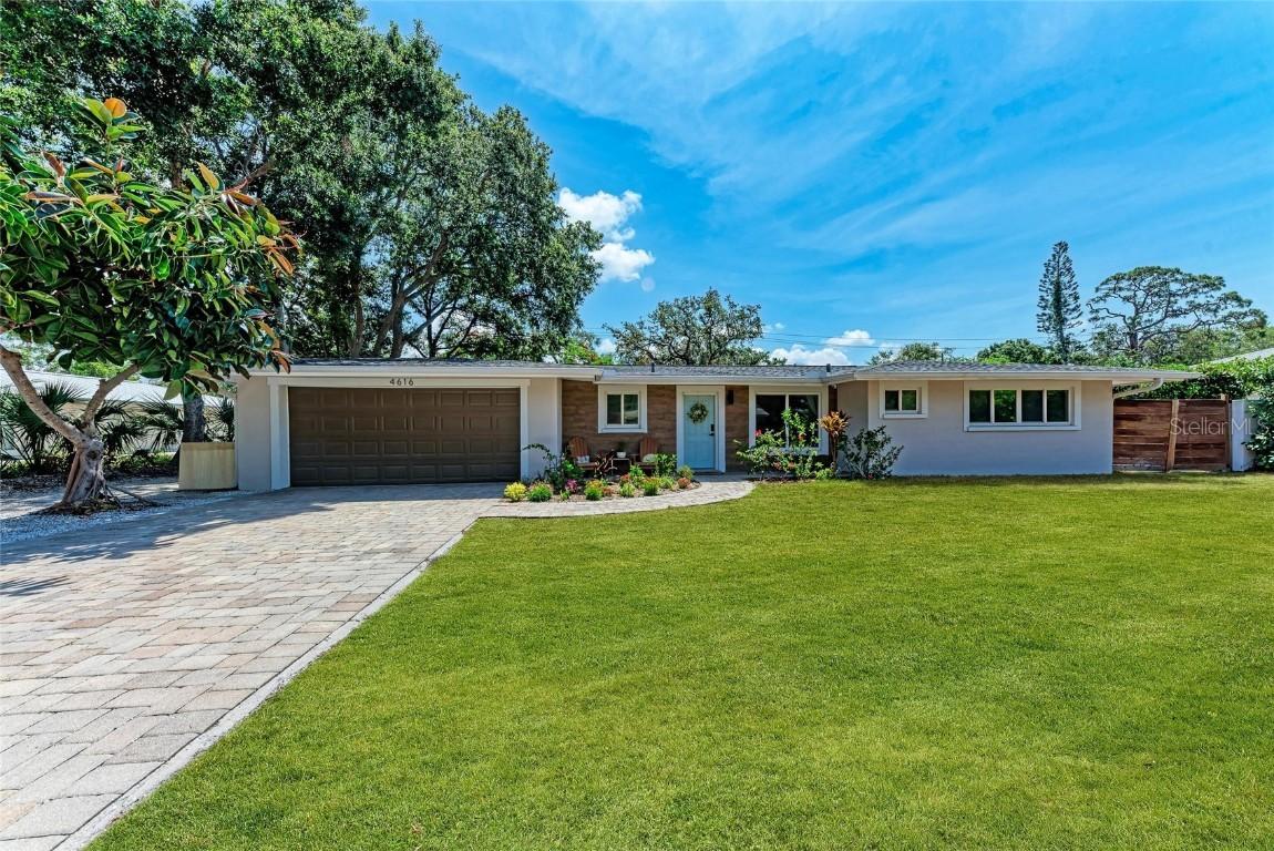 4616 Leeta Ln., Sarasota, FL 34234