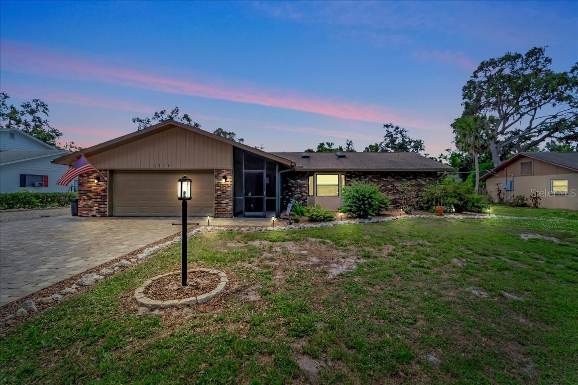 1515 Pecan St., Nokomis, FL 34275