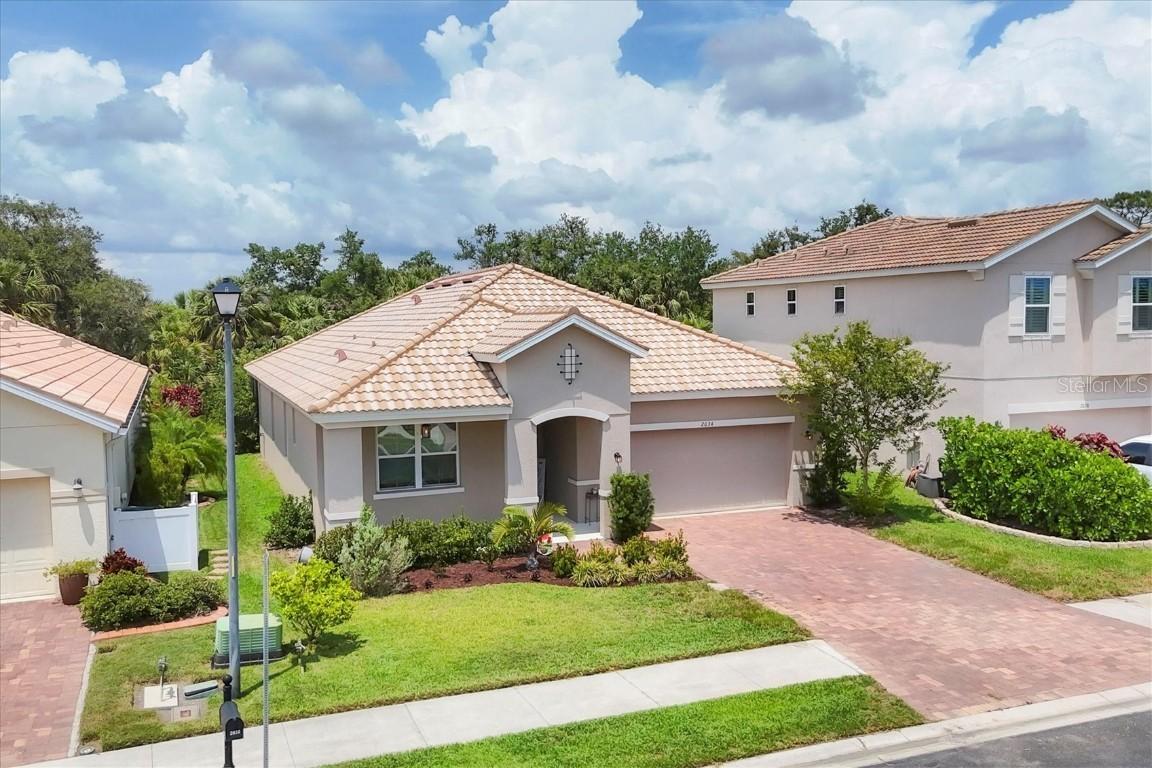 2034 Mesic Hammock Way, Venice, FL 34292
