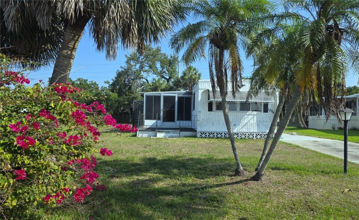 1294 Blue Heron Dr., Englewood, FL 34224