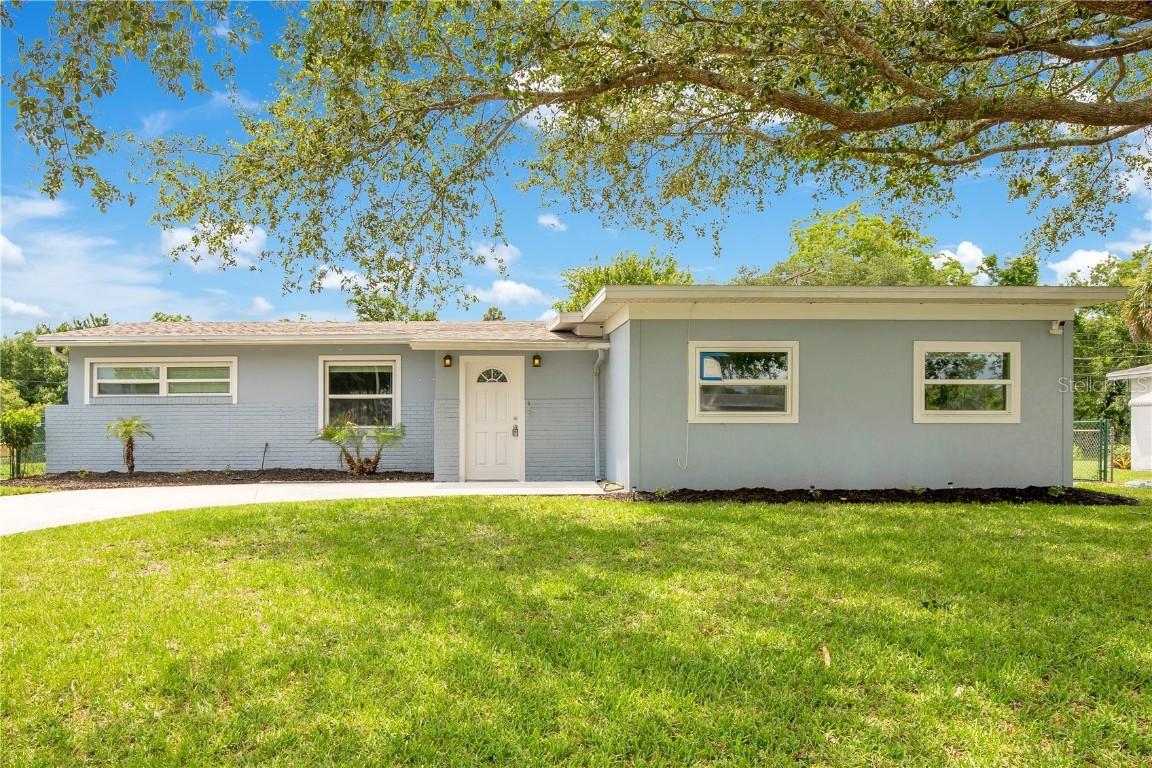 1132 Crescent Dr., Titusville, FL 32796