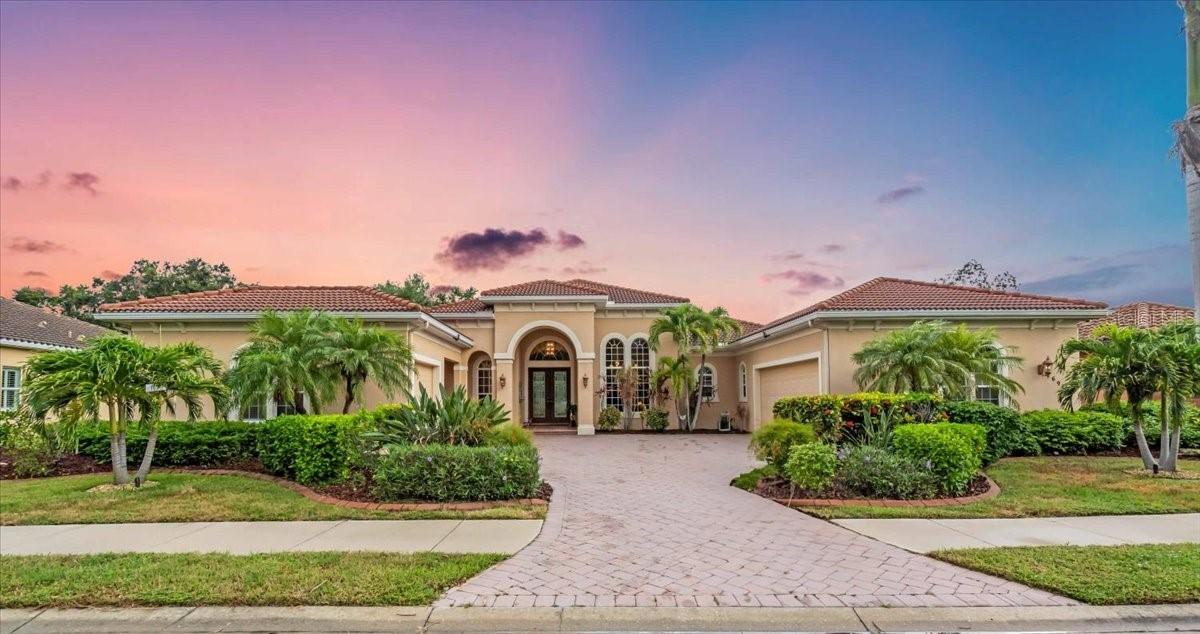 6918 73rd Ct., Bradenton, FL 34203