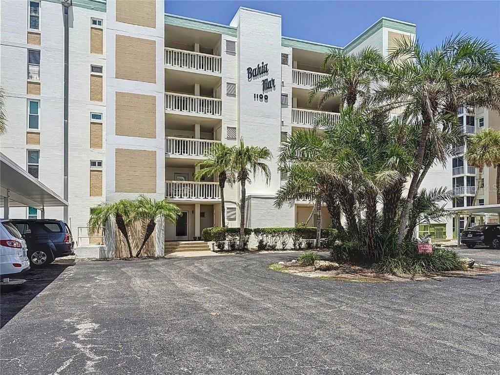 1100 Tarpon Center Dr. #503  5C, Venice, FL 34285