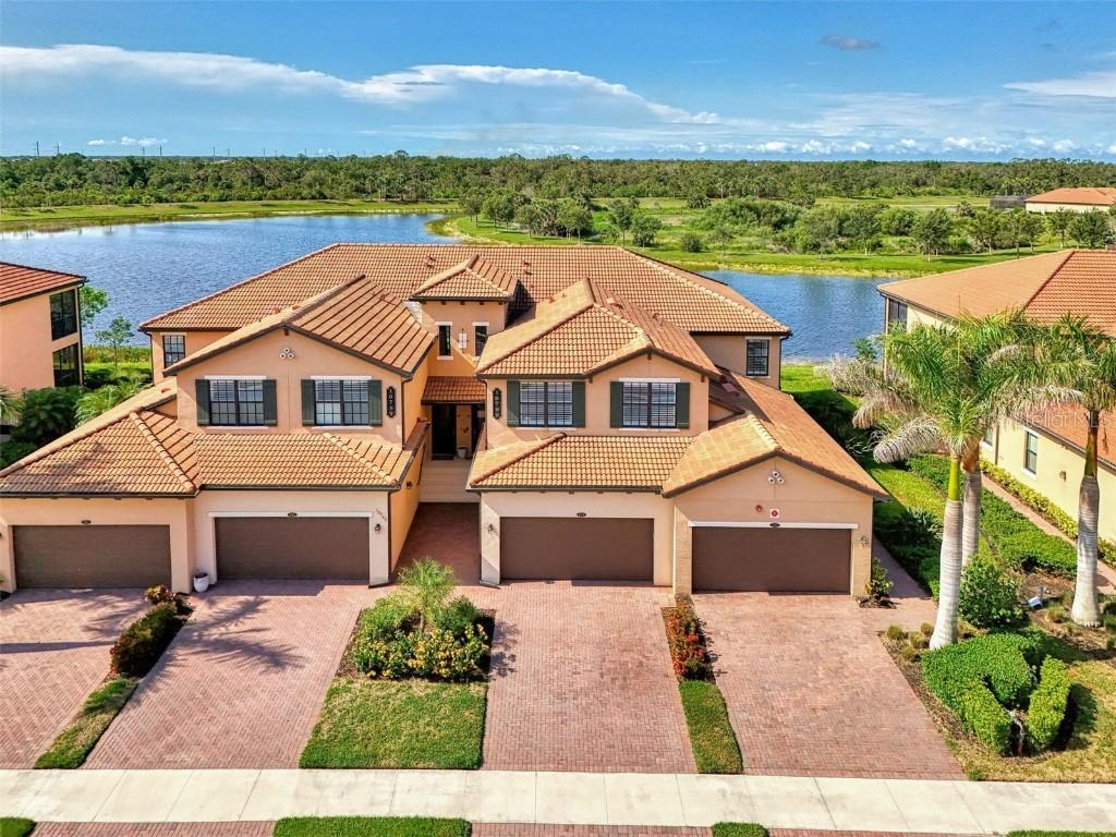 10789 Tarflower Dr. #202, Venice, FL 34293