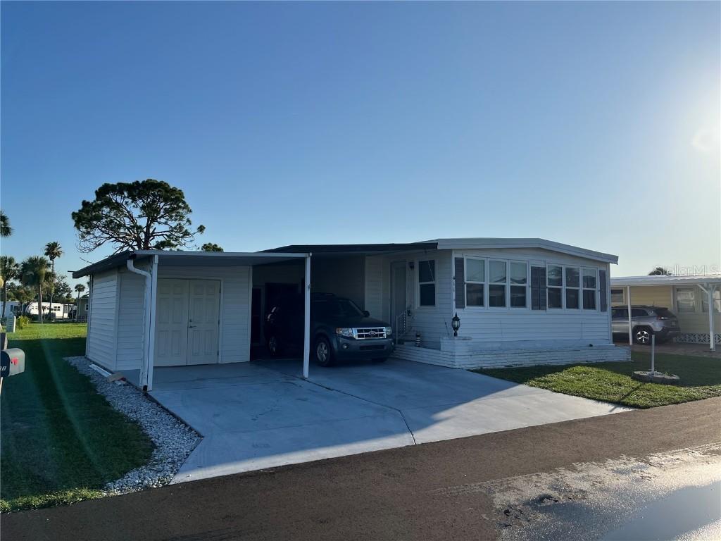 411 Vasto Dr., Venice, FL 34285