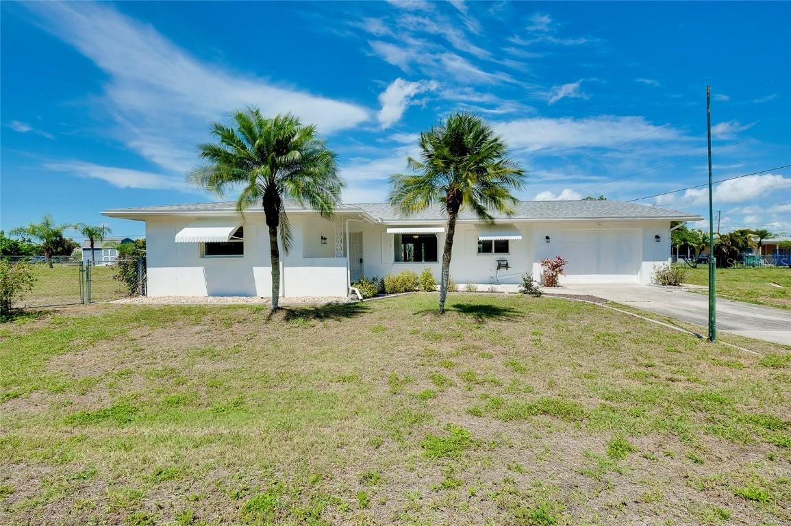 20430 Edgewater Dr., Port Charlotte, FL 33952