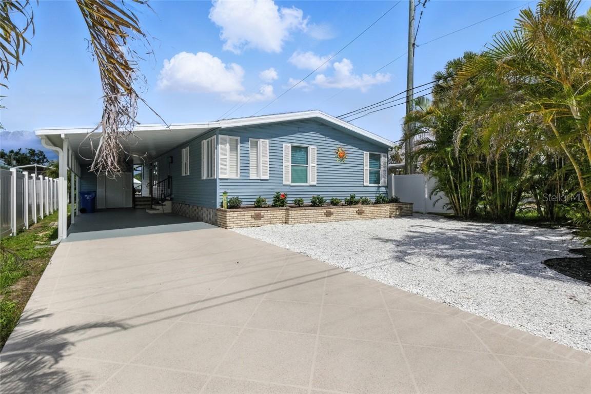 38 Plumosa Dr., Venice, FL 34285