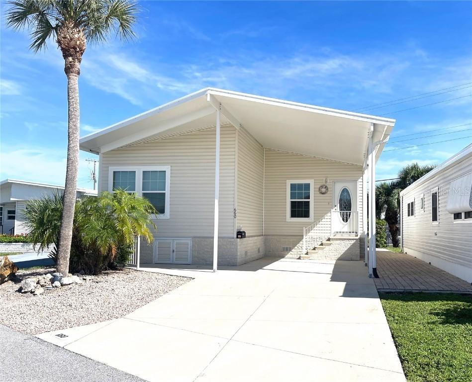 660 N Green Cir., Venice, FL 34285