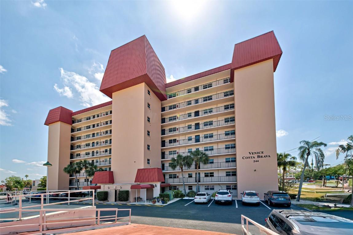 244 Saint Augustine Ave. #202, Venice, FL 34285