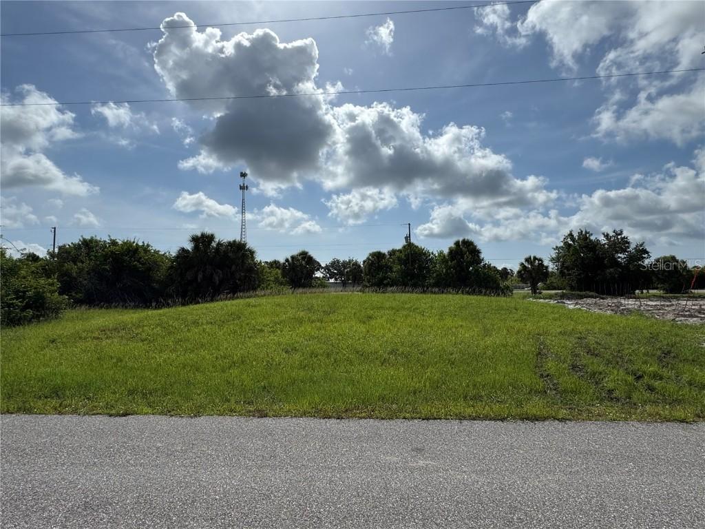 33 Brig Cir., Placida, FL 33946