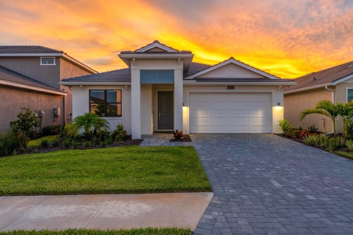 18525 Midsummer Pl., Venice, FL 34293