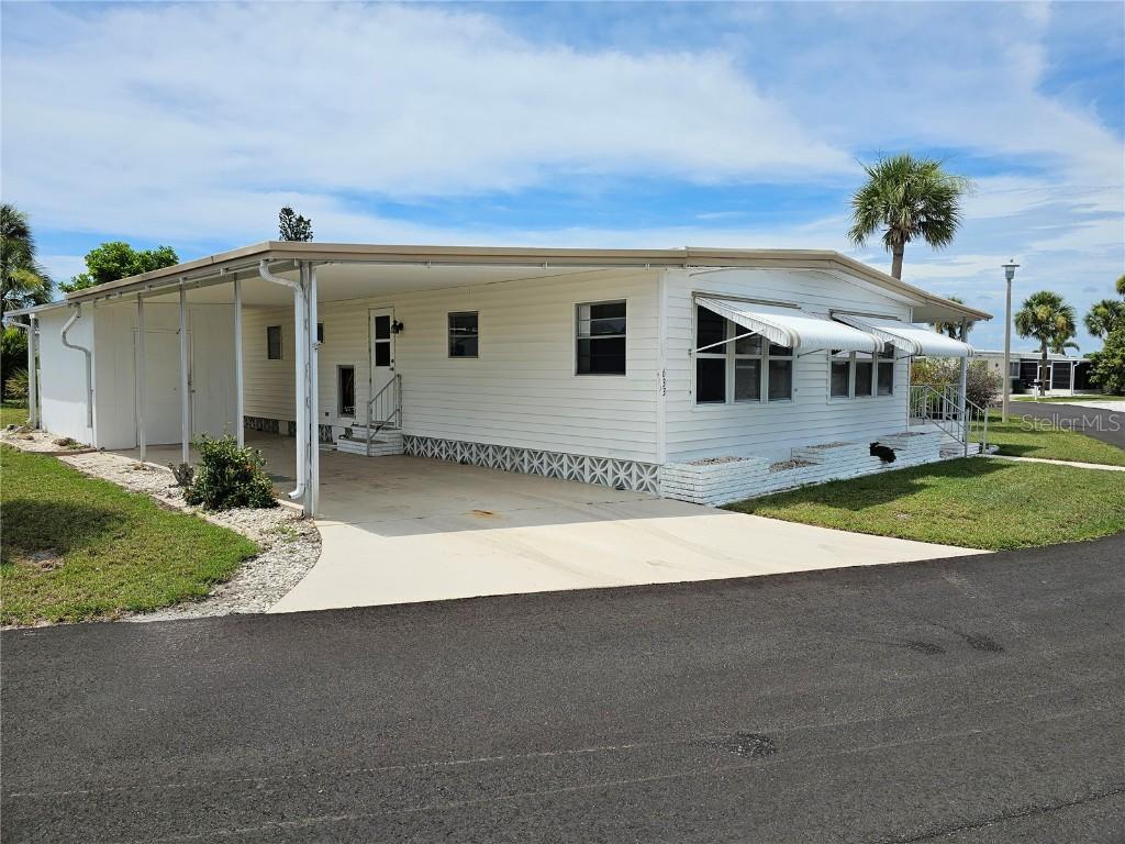 633 Como Dr., Venice, FL 34285