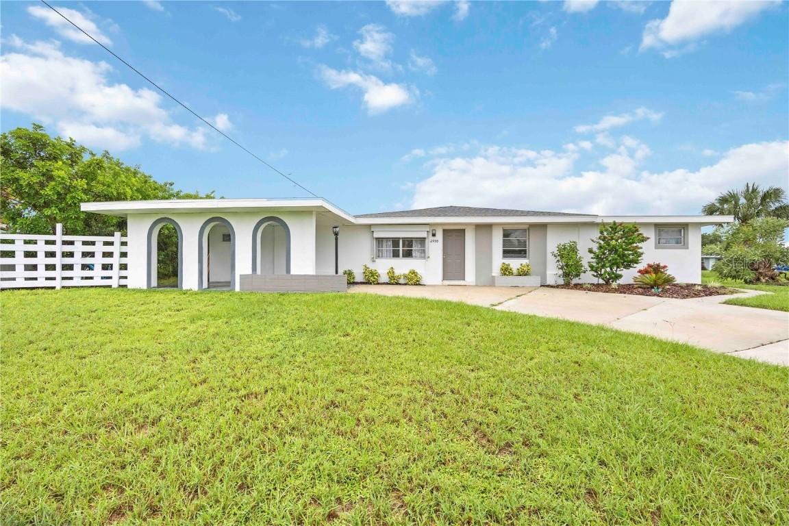 2055 SE Hariet St., Port Charlotte, FL 33952