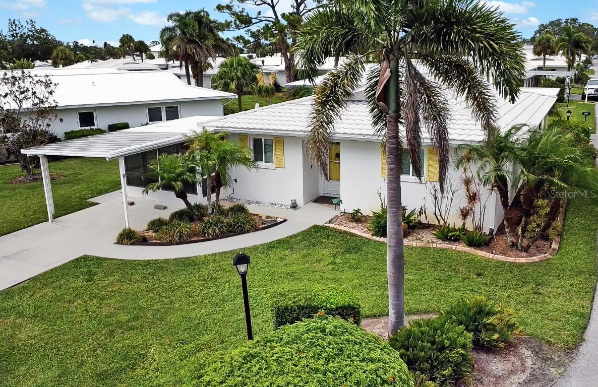 214 Fair Winds Dr., Nokomis, FL 34275