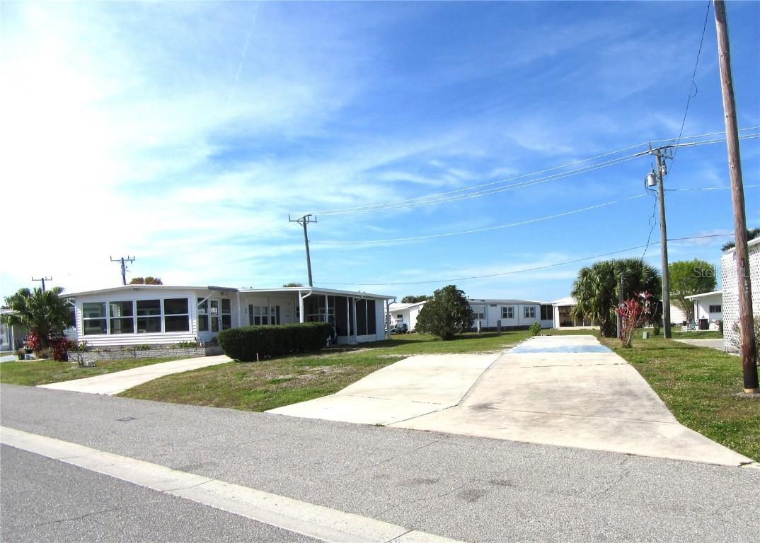 524 Fleetwood St., North Port, FL 34287