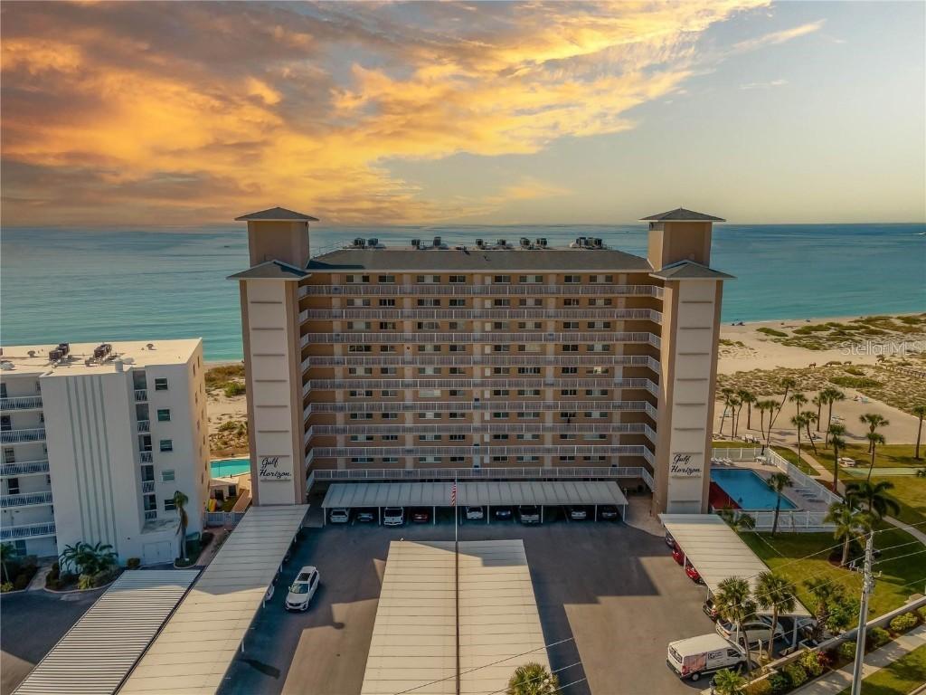 555 The Esplanade #303, Venice, FL 34285