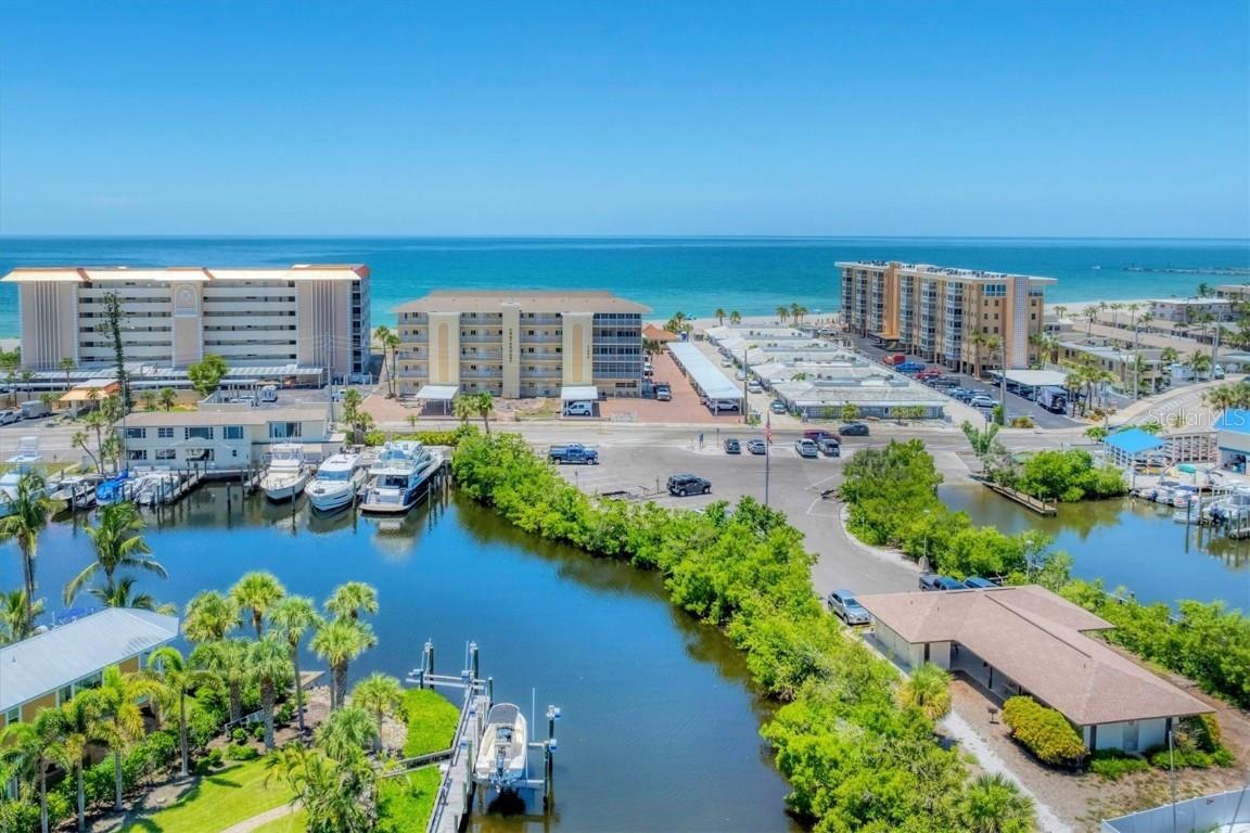 1200 Tarpon Center Dr. #306, Venice, FL 34285