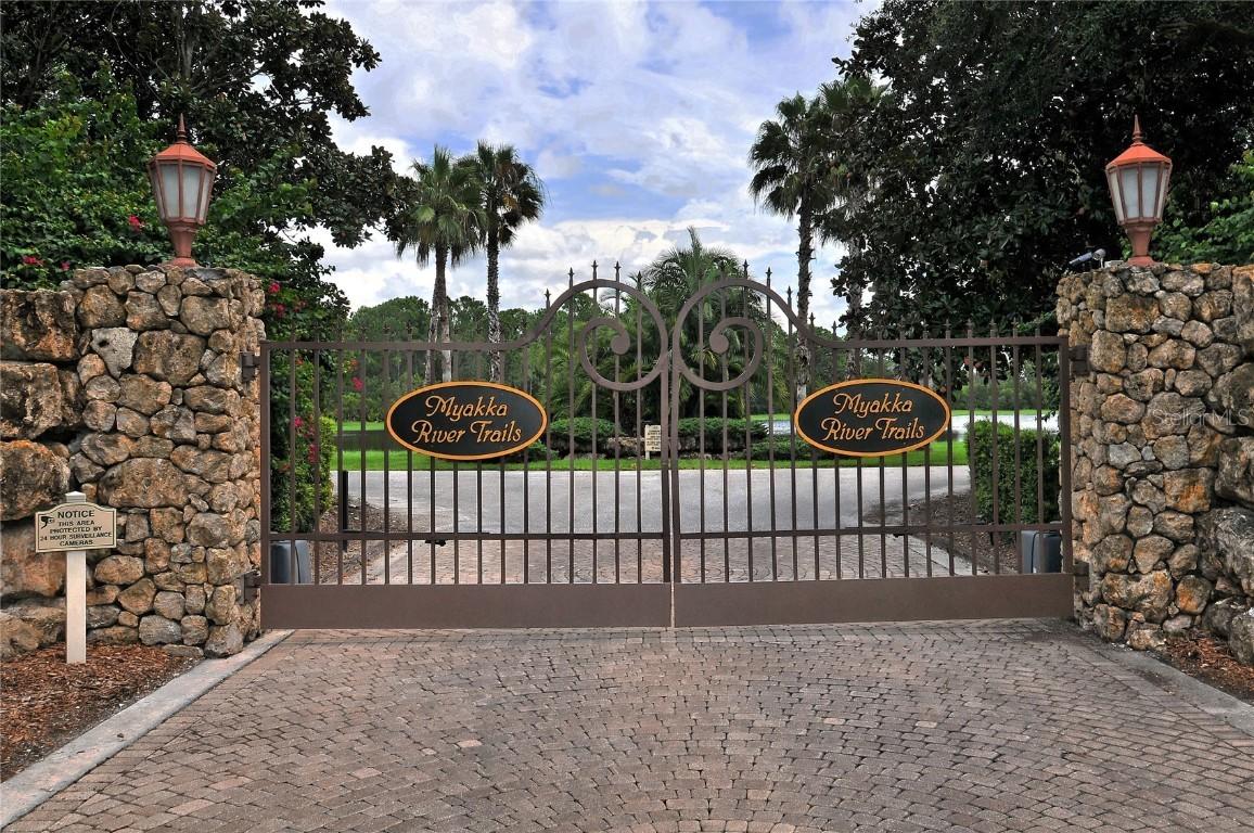 420 N River Rd., Venice, FL 34293