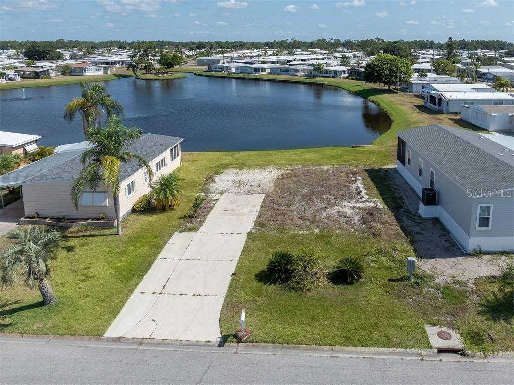 108 Lakeview Dr., North Port, FL 34287