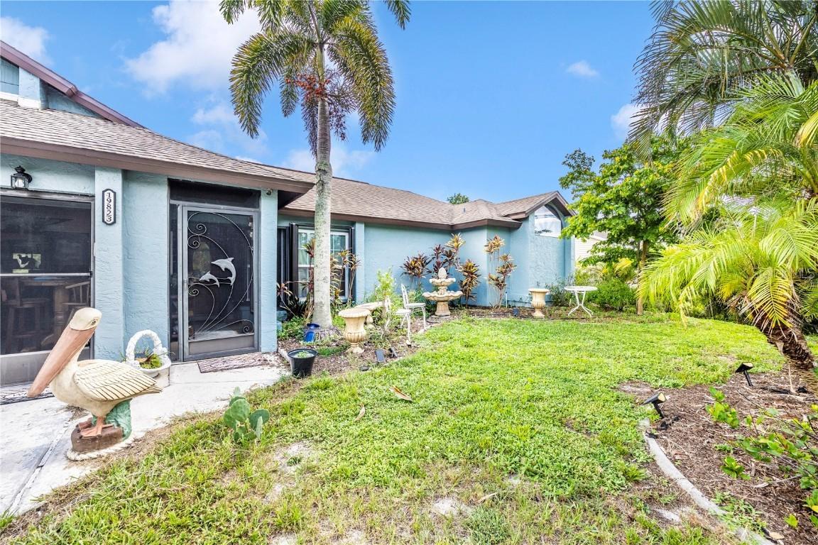 19823 Midway Blvd., Port Charlotte, FL 33948