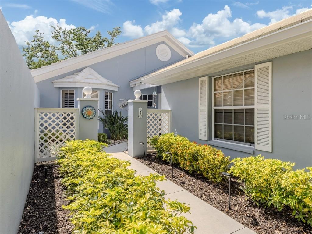 579 Clubside Circle Cir. #37, Venice, FL 34293