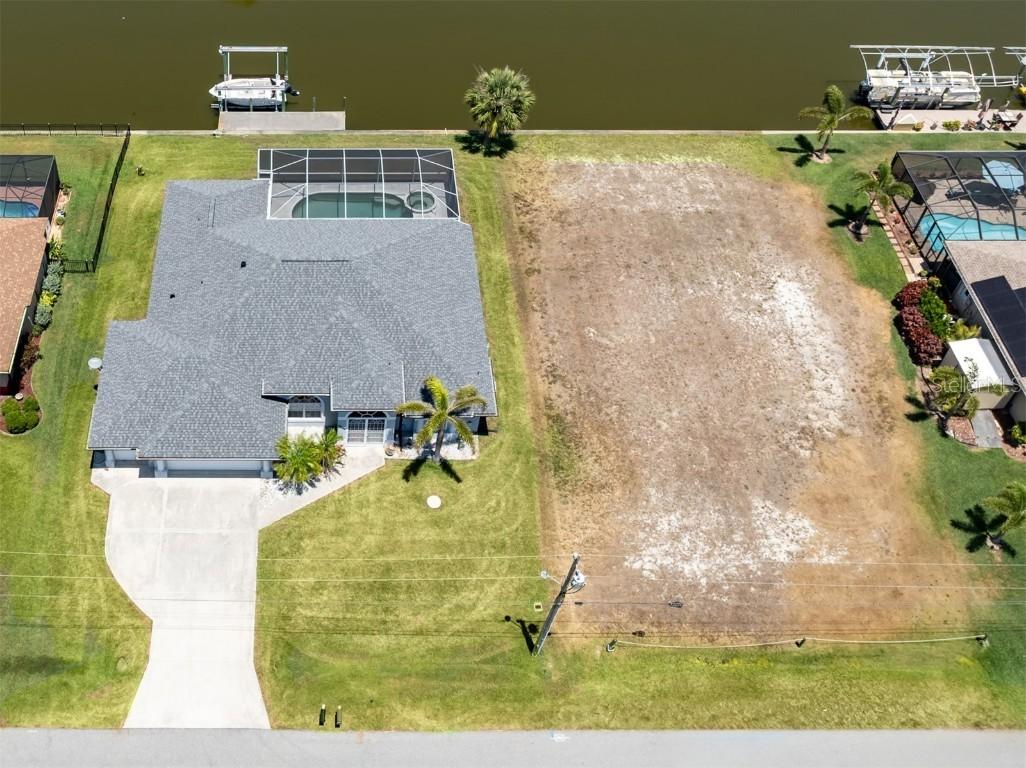 Avery Rd., Port Charlotte, FL 33981