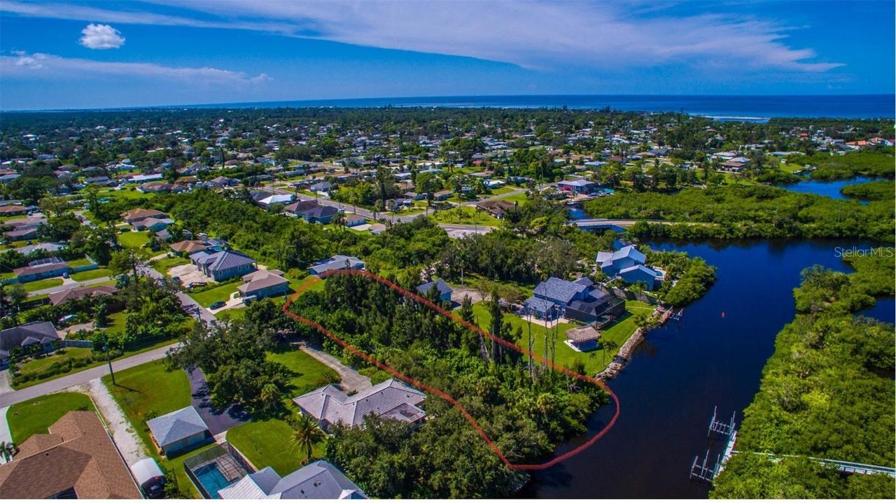 Lemon Bay Dr., Venice, FL 34293