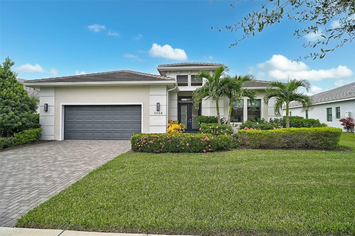 5058 Surfside Cir., Lakewood Ranch, FL 34211