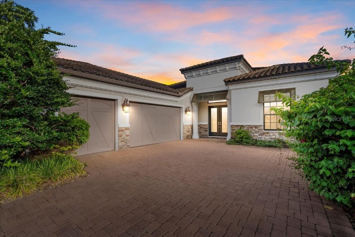 5341 Greenbrook Dr., Sarasota, FL 34238