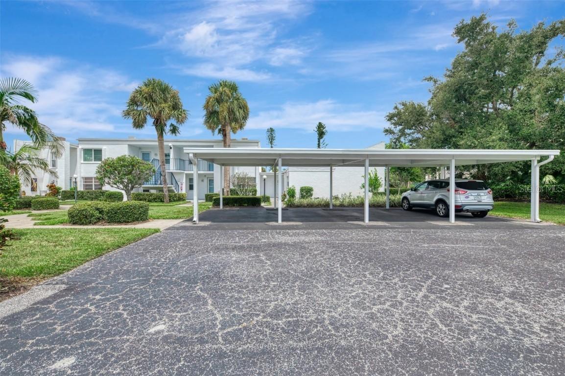 725 Capri Isles Blvd., Venice, FL 34292