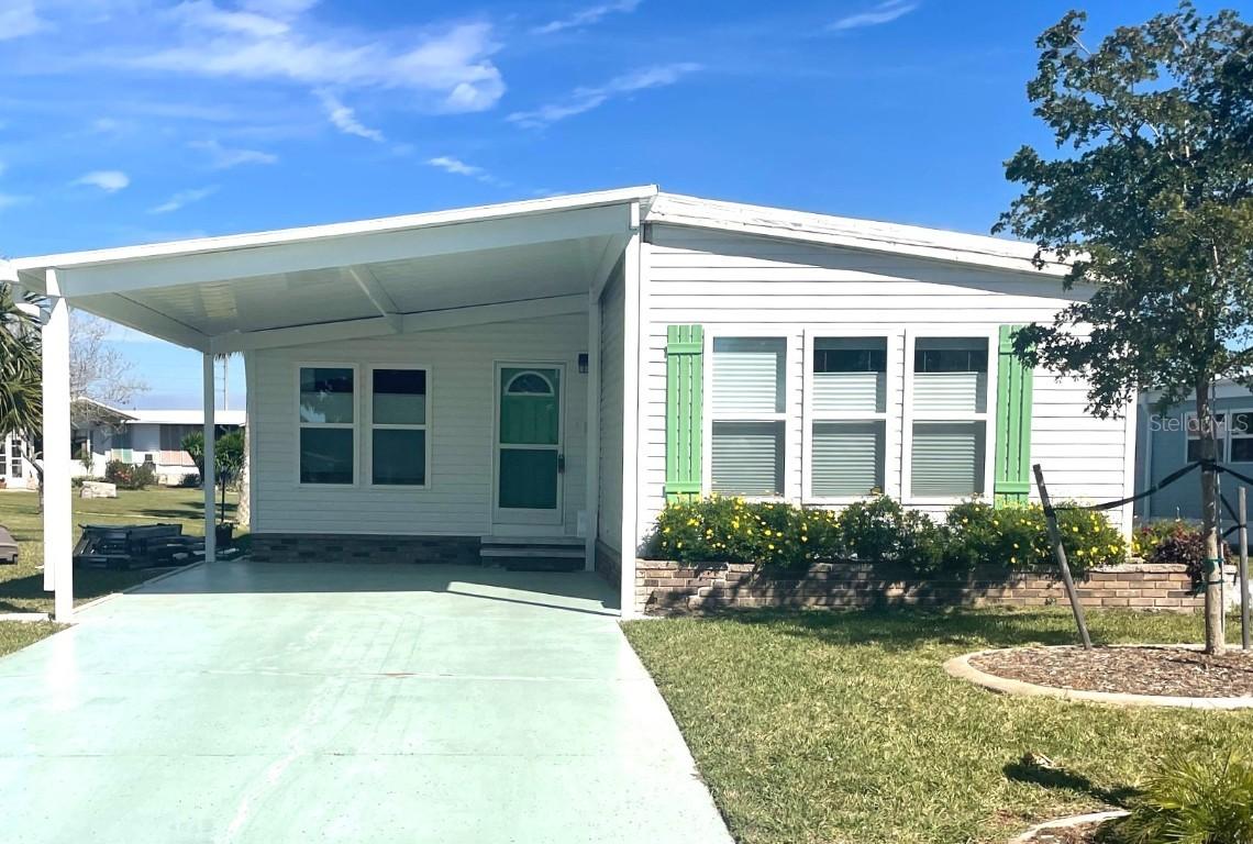 130 Lazy River Rd., North Port, FL 34287