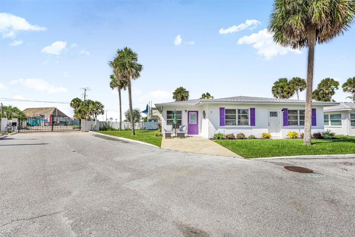 1 Pearl St., Englewood, FL 34223