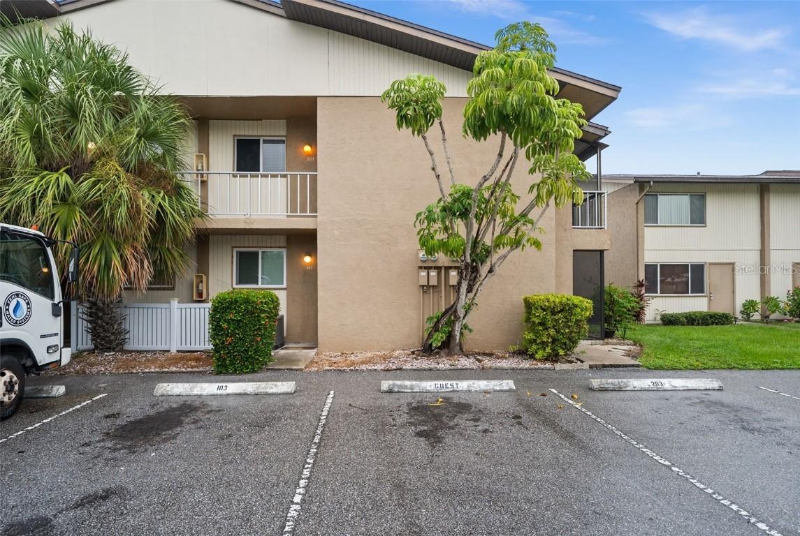 2938 Clark Rd. #103, Sarasota, FL 34231