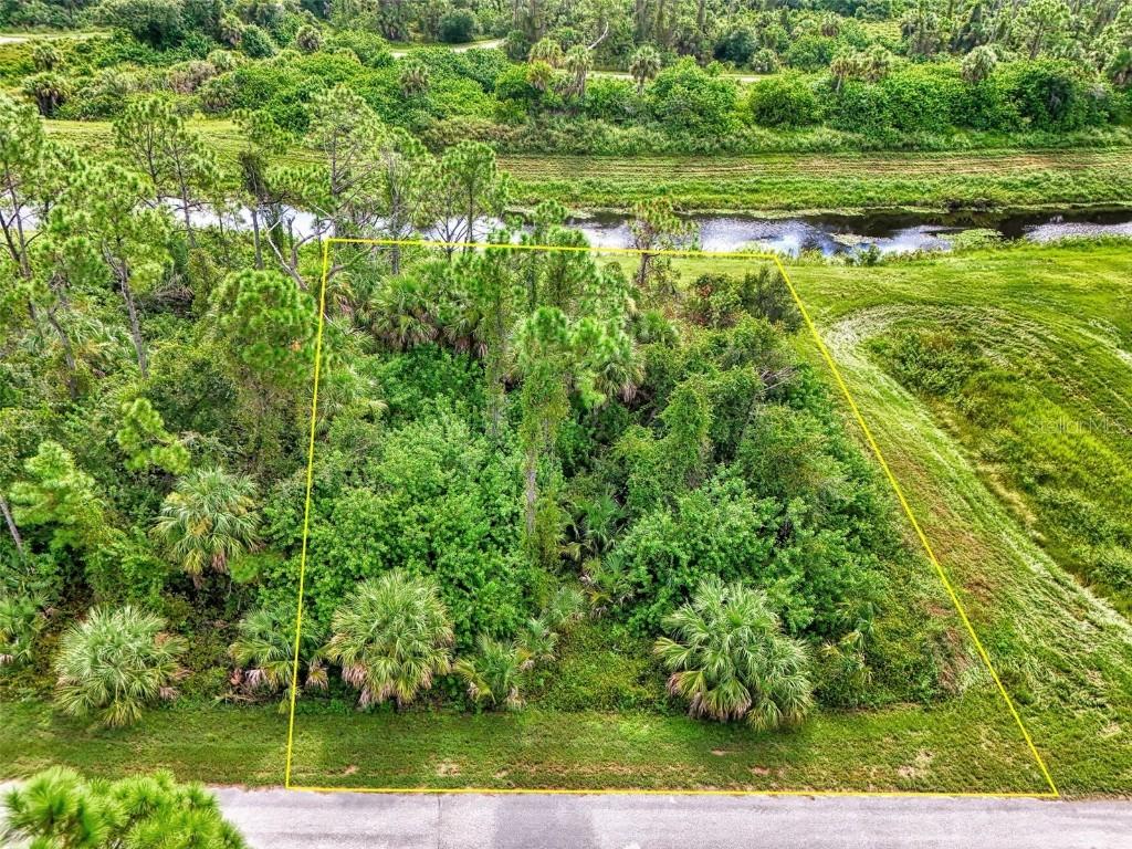 Barcelona Dr., North Port, FL 34288