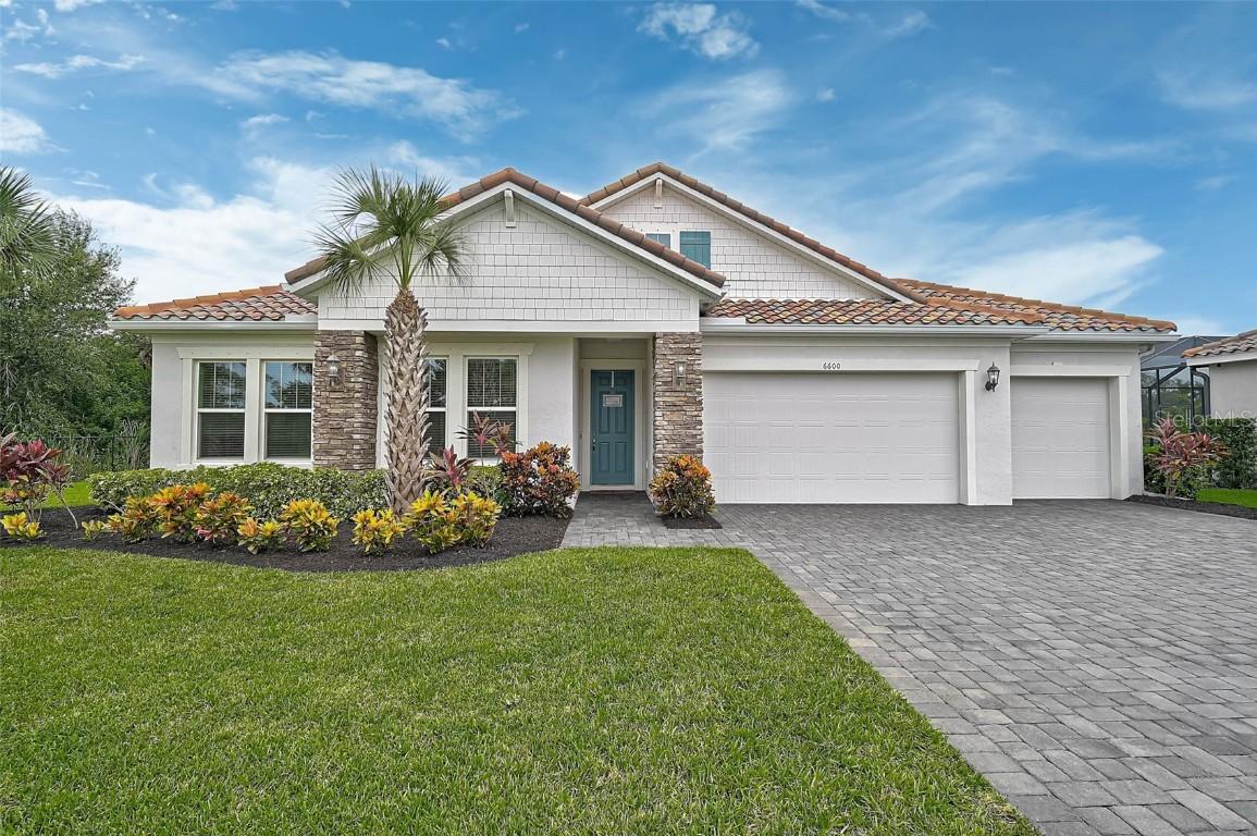 6600 Dovekey Dr., Sarasota, FL 34241