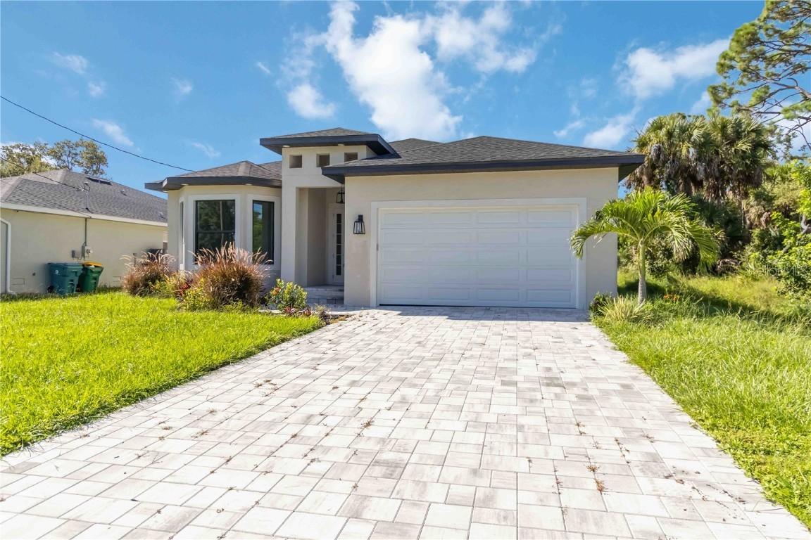 205 Cougar Way, Rotonda West, FL 33947