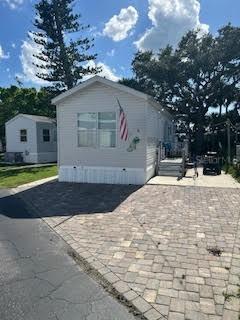 1674 University Pkwy. #76, Sarasota, FL 34243