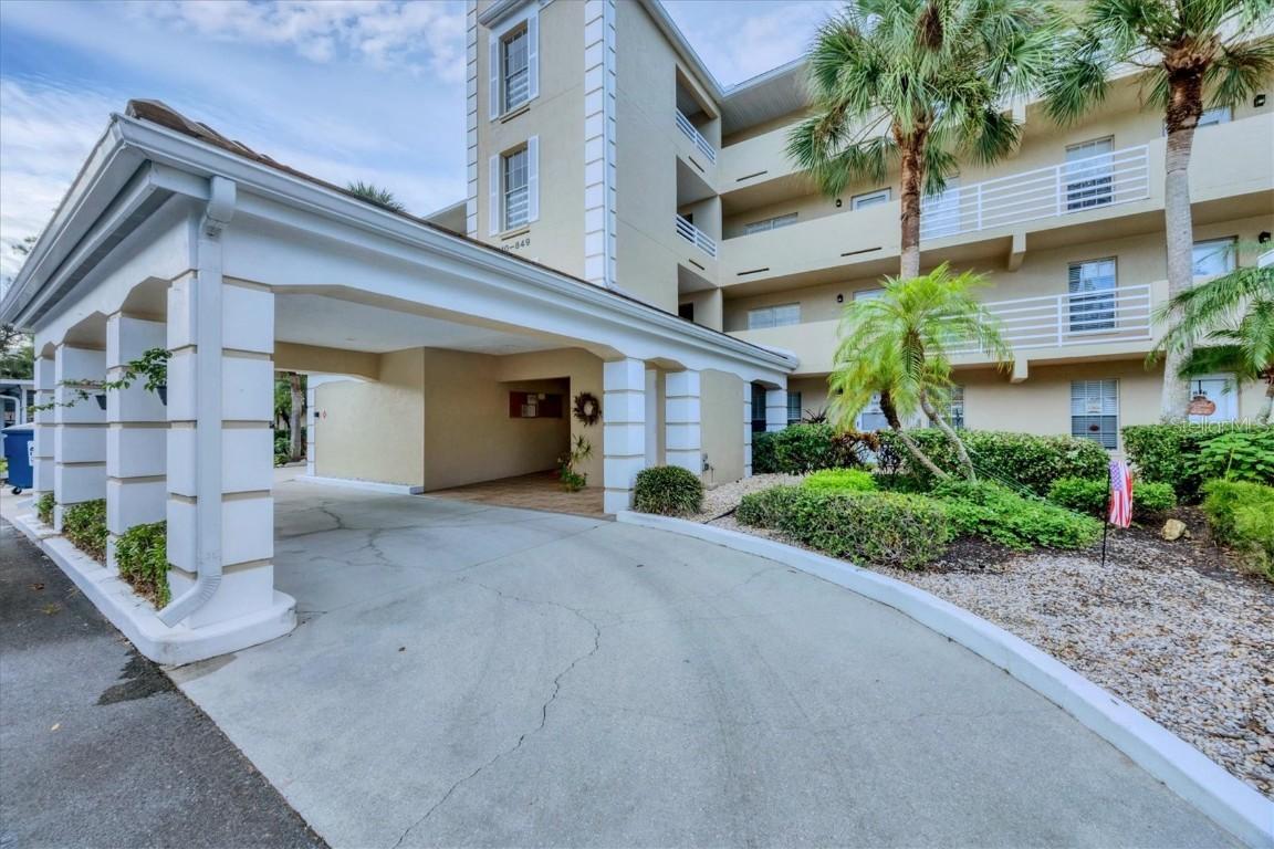823 Wexford Blvd., Venice, FL 34293