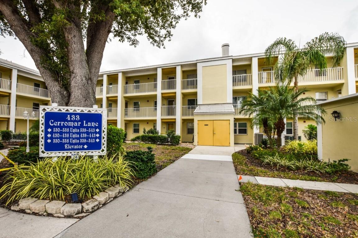 433 Cerromar Ln. #438, Venice, FL 34293