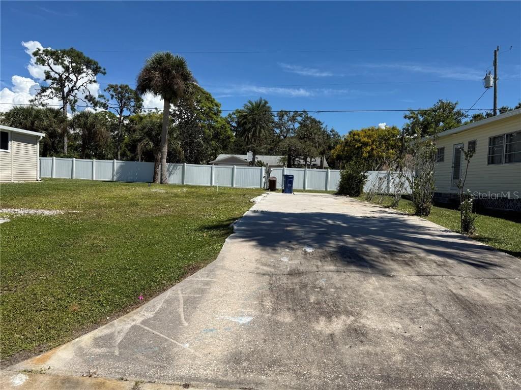 5911 Peony Rd., Venice, FL 34293