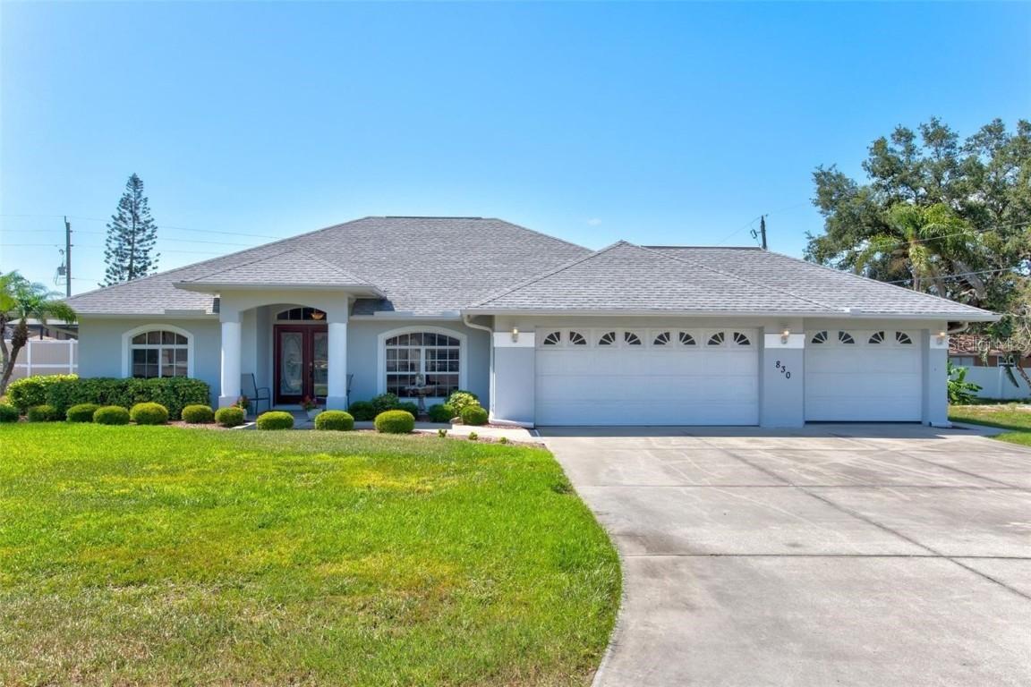 830 Poinciana Rd., Venice, FL 34293