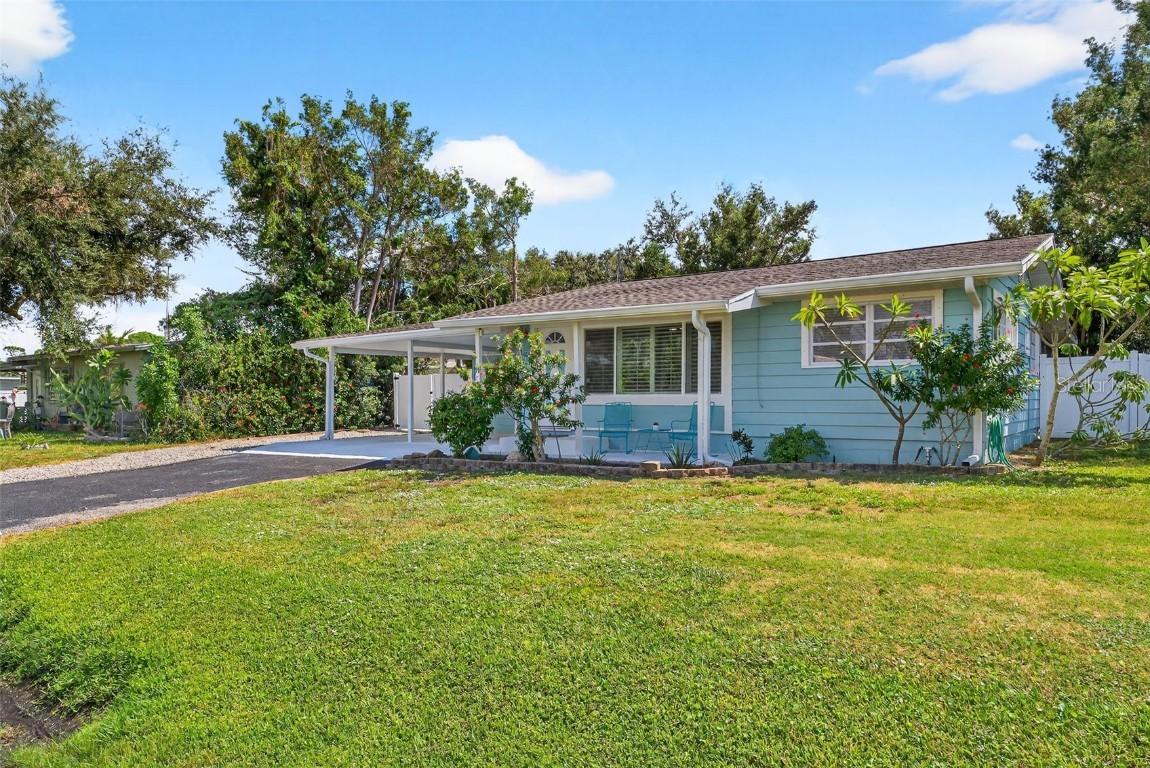 1601 Lemon Bay Dr., Venice, FL 34293